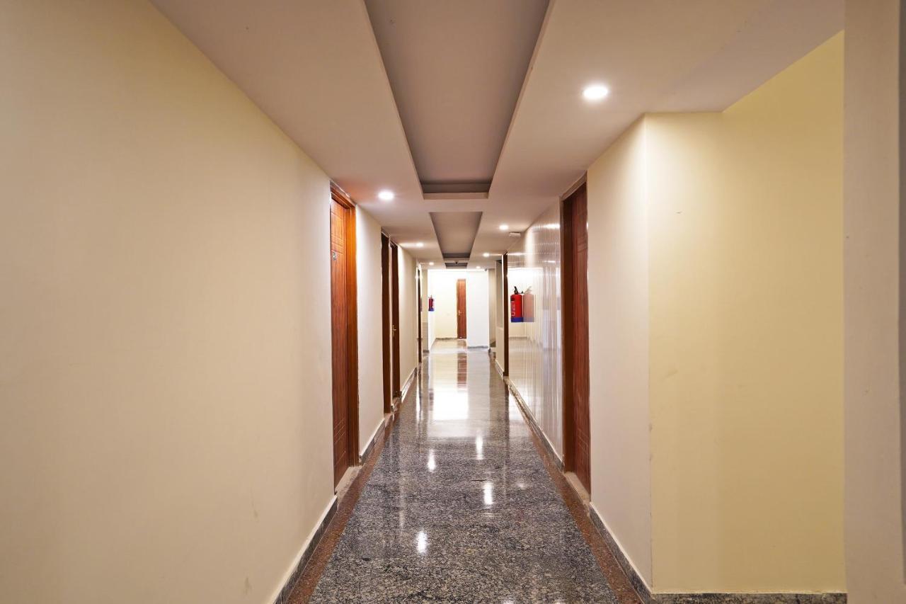 Oyo Flagship 77122 Gmd Vasundhara Ghaziabad Exterior foto